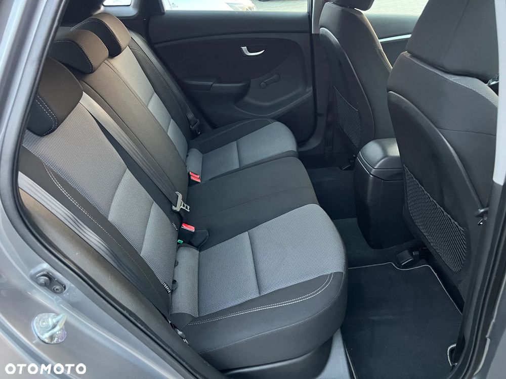 Hyundai i30 - 12