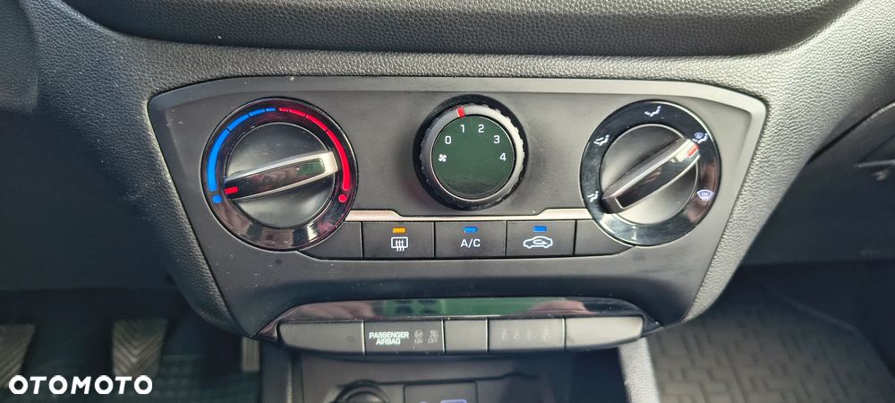 Hyundai i20 1.2 Classic Plus - 21