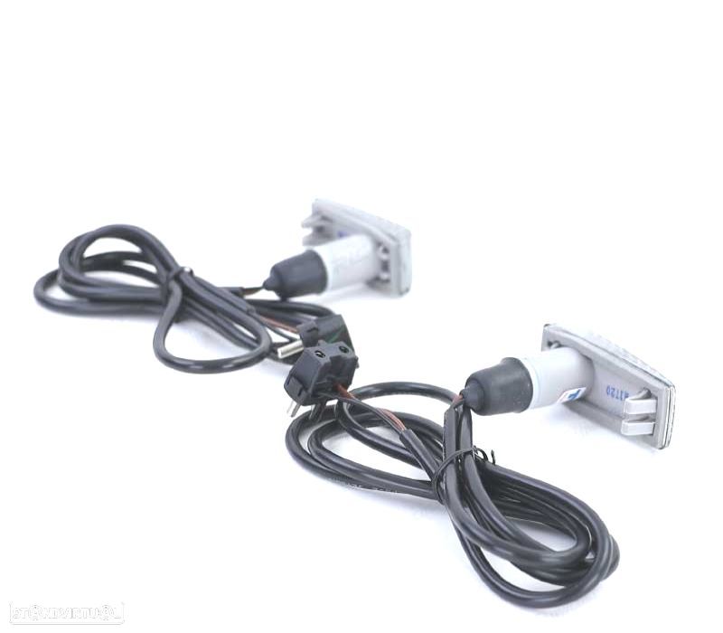 PISCAS LATERAIS MERCEDES ESCURECIDO - 2