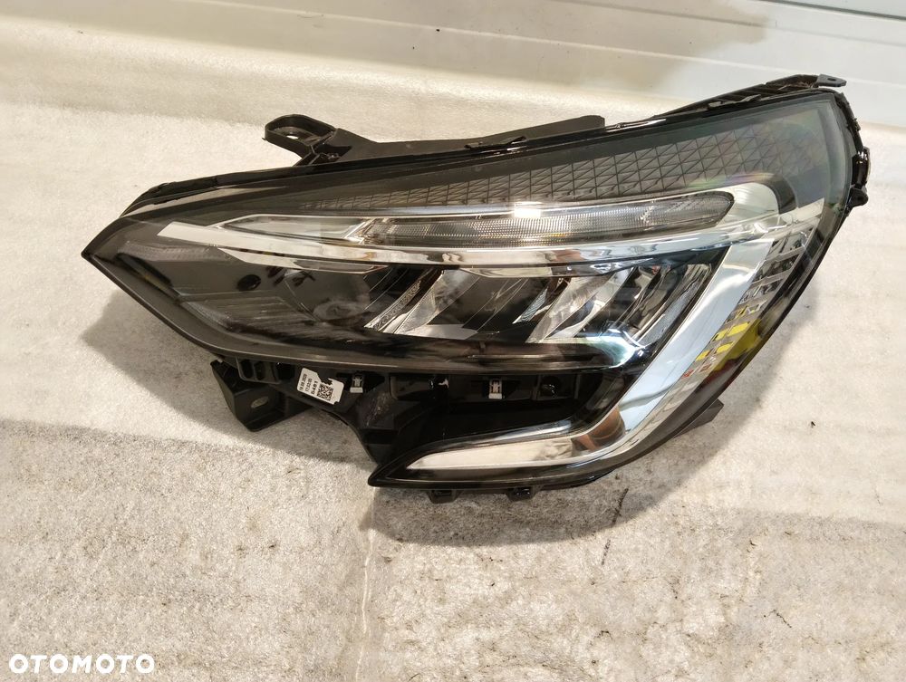 Renault Clio V FULL LED KRÓTKI LED CIEMNY ŚRODEK STRONA LEWA 260609987R - 2