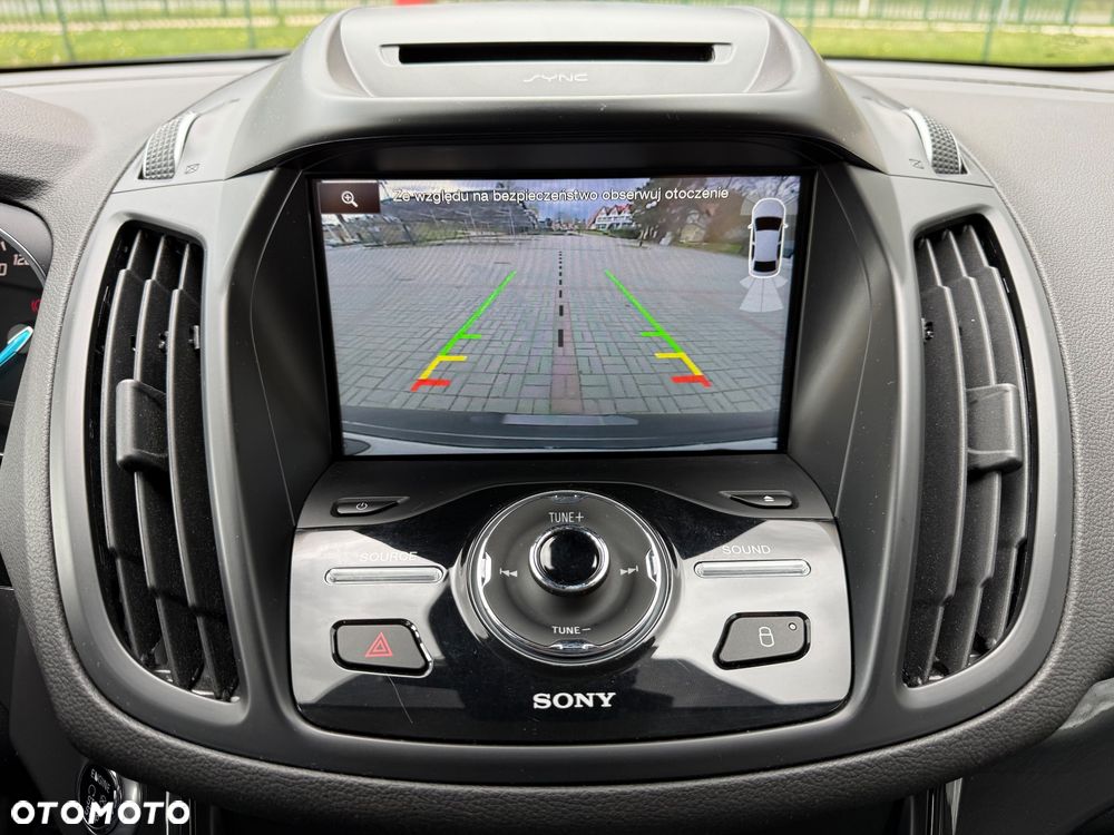 Ford Kuga 2.0 TDCi 2x4 Titanium - 29