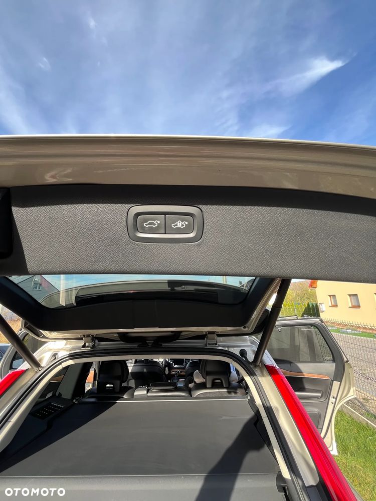 Volvo XC 90 - 15