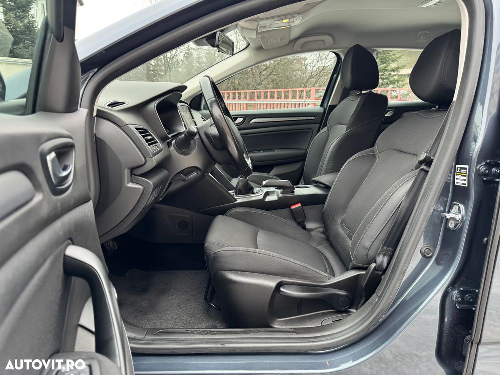 Renault Megane BLUE dCi 115 BUSINESS EDITION - 13