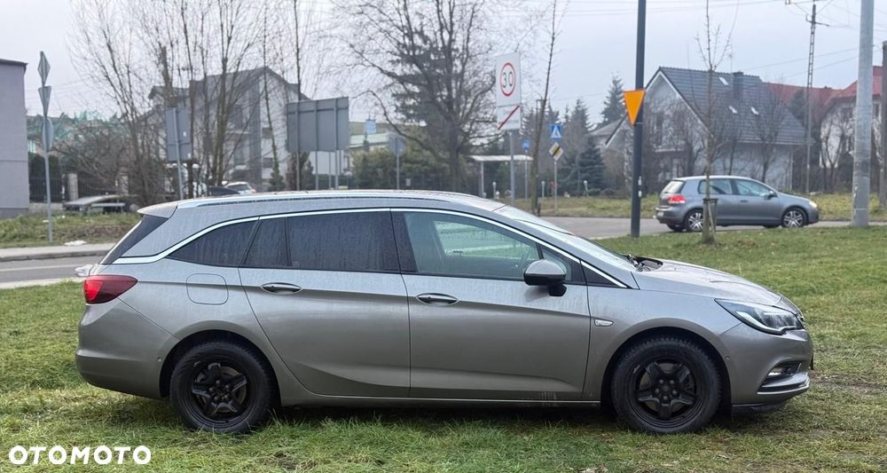 Opel Astra 1.6 CDTI Essentia - 5