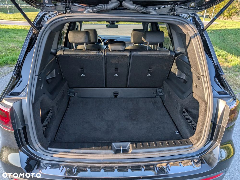 Mercedes-Benz GLB 250 4Matic 8G-DCT Style - 10