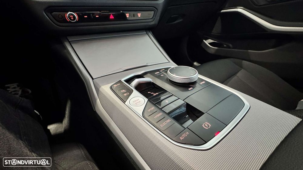 BMW 320 - 11