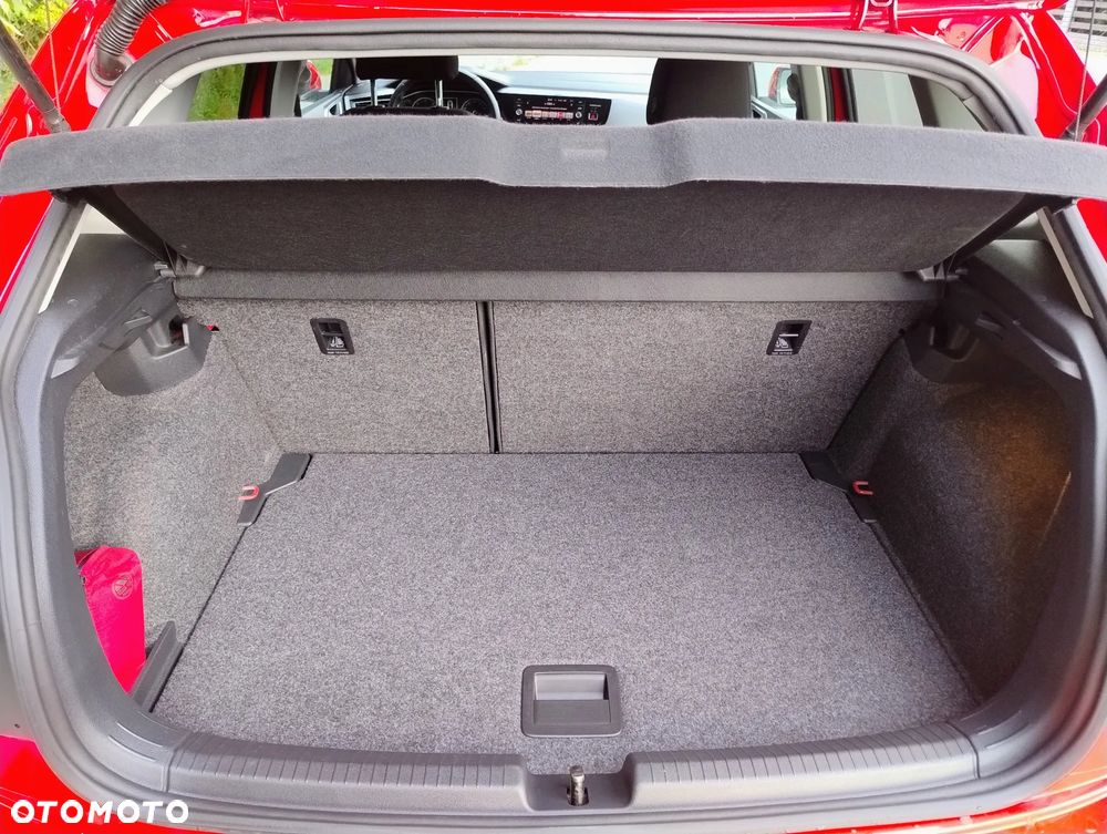 Volkswagen Polo 1.6 TDI SCR Highline - 20