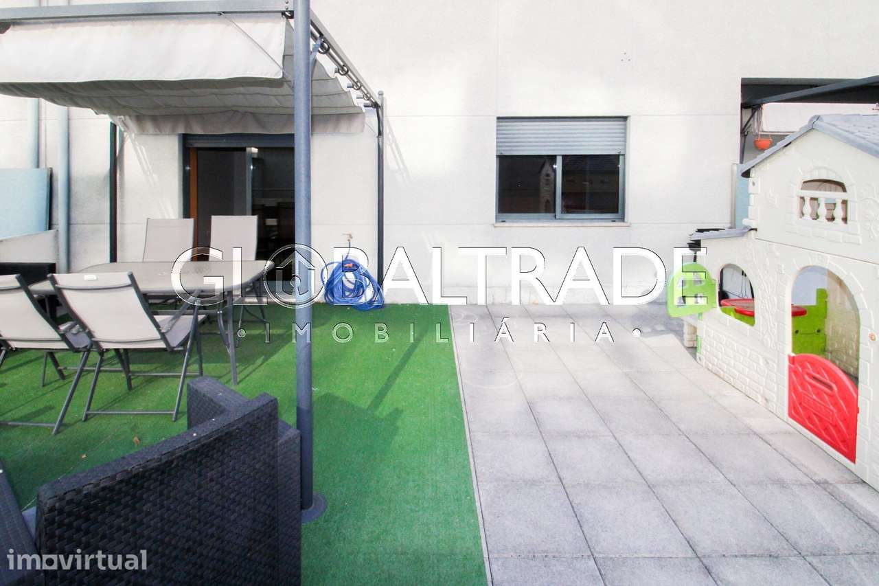 Apartamento T2 com Terraço em Baguim do Monte - Grande imagem: 3/27