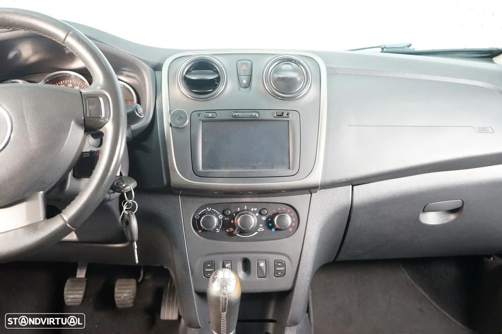 Dacia Sandero 0.9 TCe Confort - 25