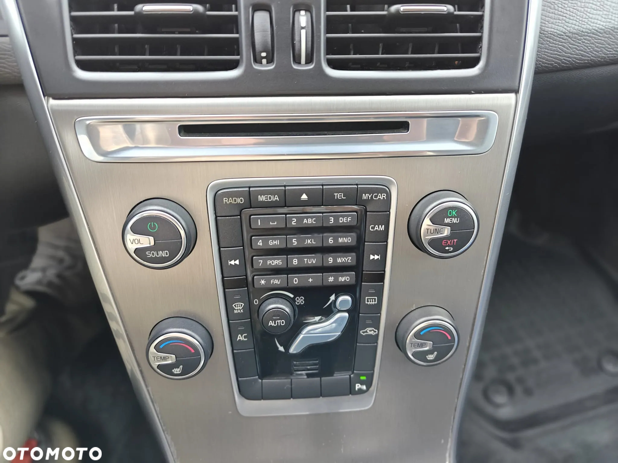 Volvo XC 60 T6 AWD Summum - 29