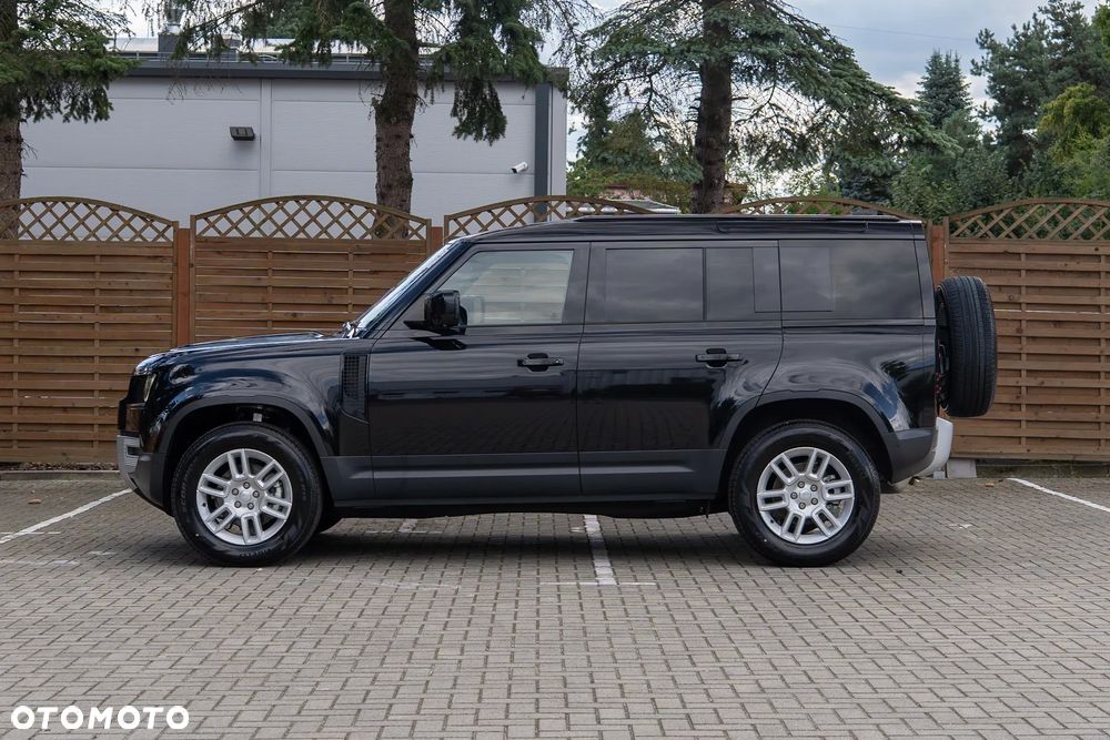 Land Rover Defender - 5