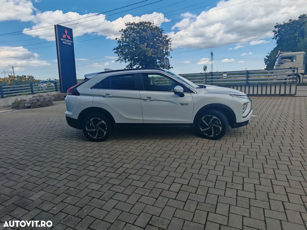 Mitsubishi Eclipse-Cross Plug-In Hybrid 4WD Select - 11