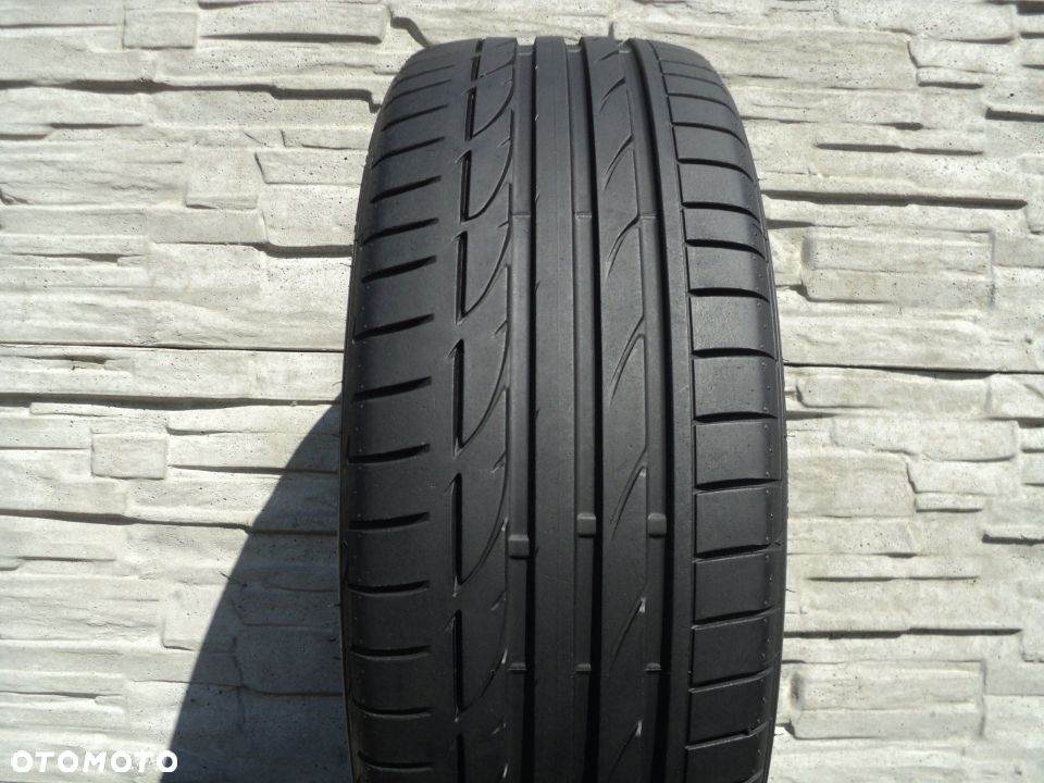 Bridgestone Potenza S001 235/45/19 95W 1szt. - 1