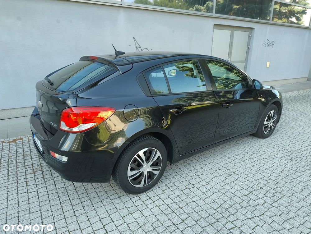 Chevrolet Cruze 1.7 D LT+ Premium - 3