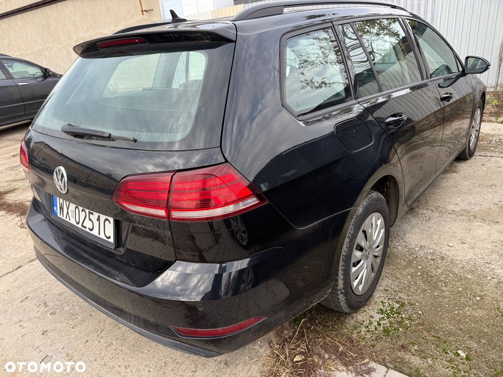 Volkswagen Golf - 4