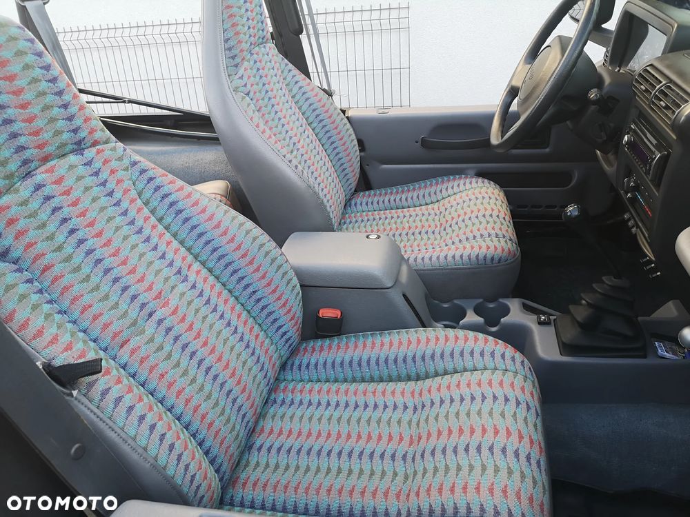 Jeep Wrangler 4.0 Sport - 11