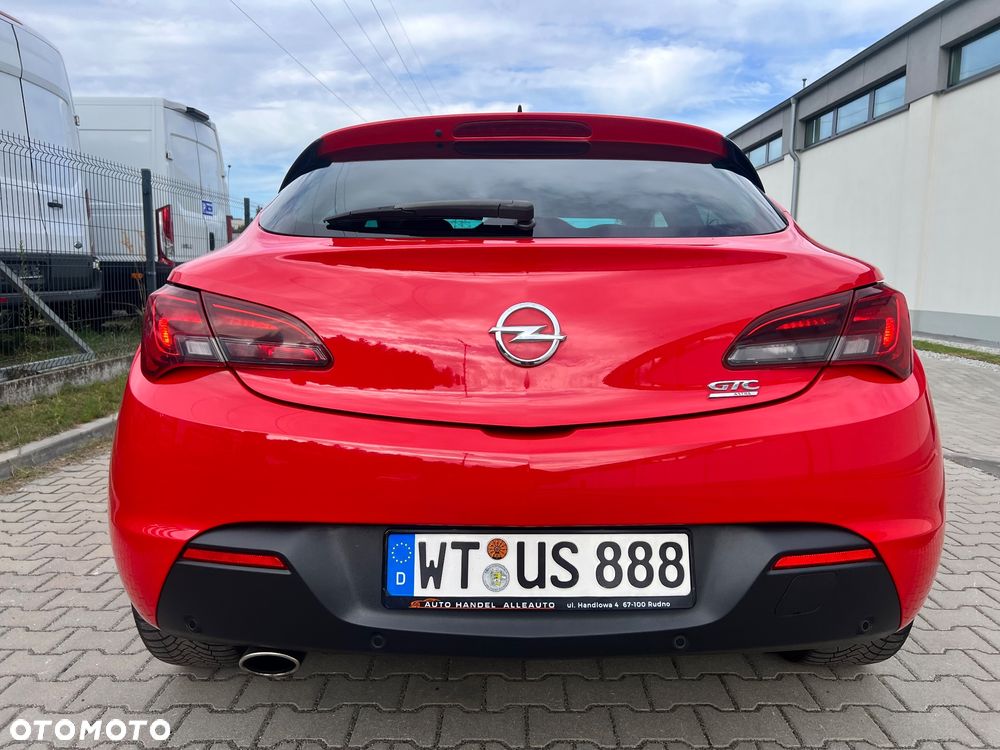 Opel Astra 1.6 Turbo Edition - 10