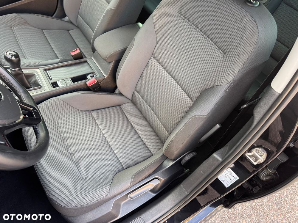 Volkswagen Golf 1.2 TSI BlueMotion Technology Trendline - 24