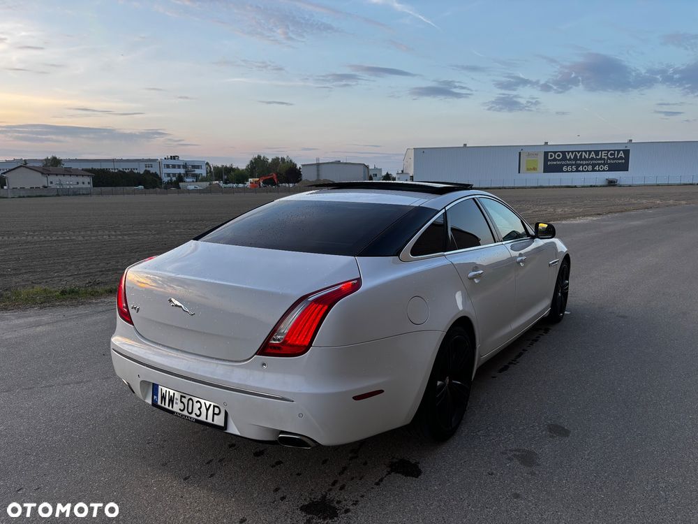 Jaguar XJ 3.0 D V6 Supersport - 8