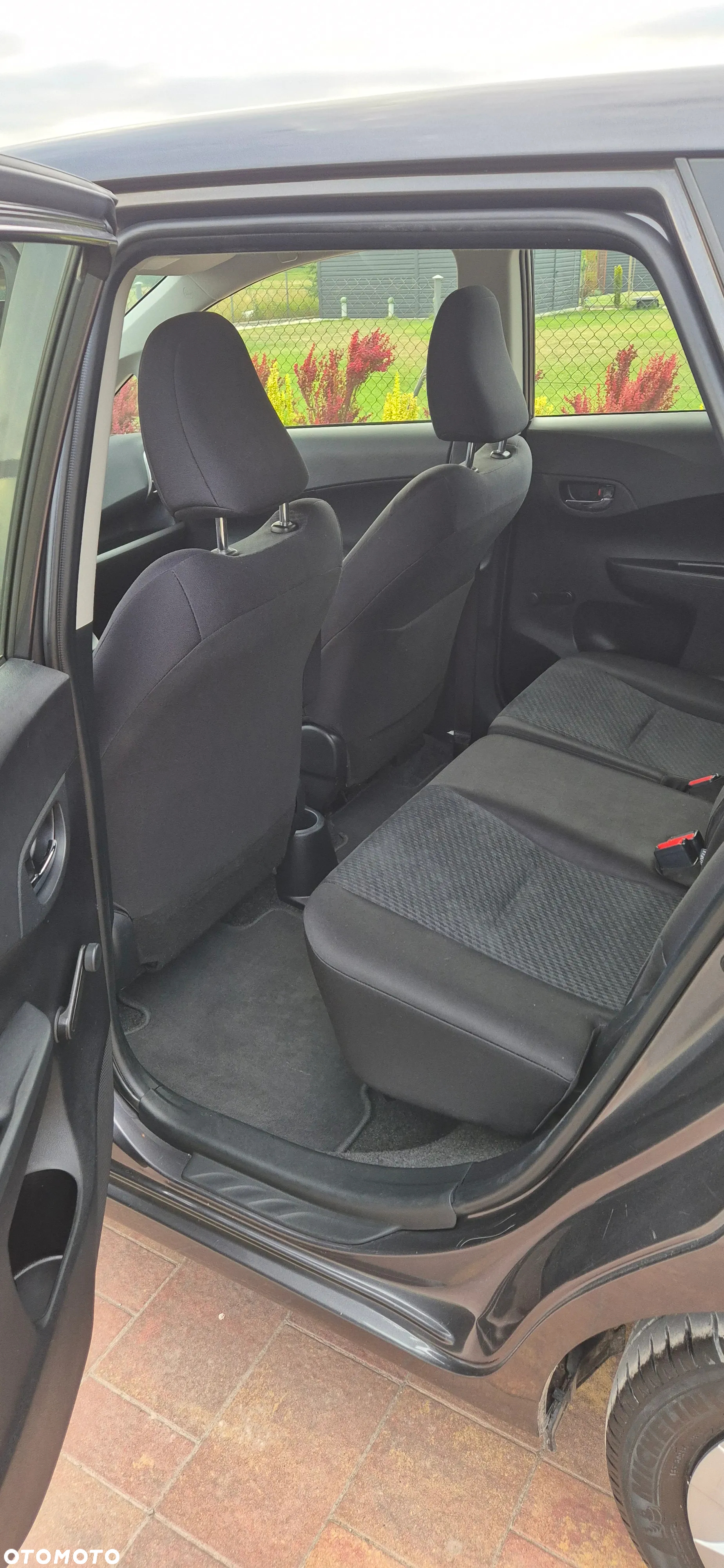 Toyota Verso S 1.4 D-4D - 12