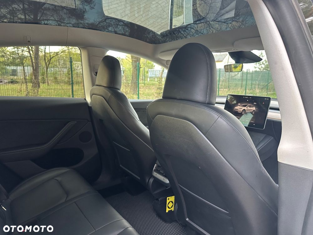 Tesla Model Y 79kWh Long Range RWD - 29