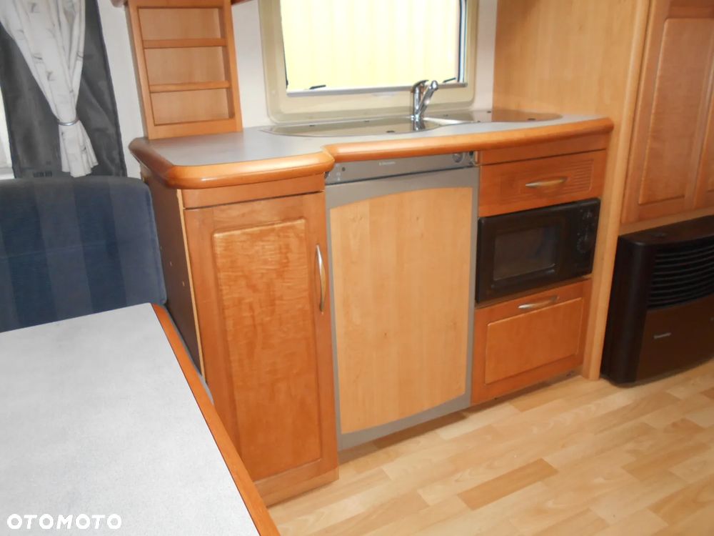 Hobby EXCLUSIVE 560 - 21