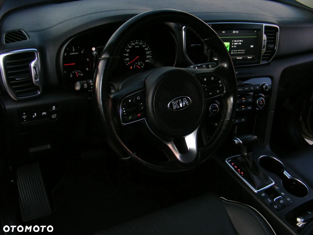 Kia Sportage 2,0 CRDI AWD Platinum - 13