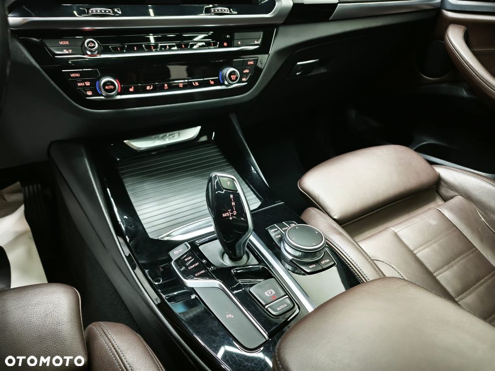 BMW X3 sDrive18d MHEV xLine - 15