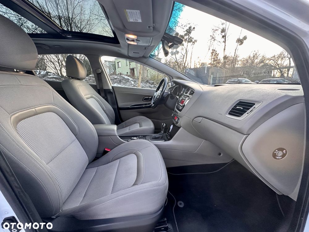 Kia Ceed 1.6 GDI DCT Platinum Edition - 19