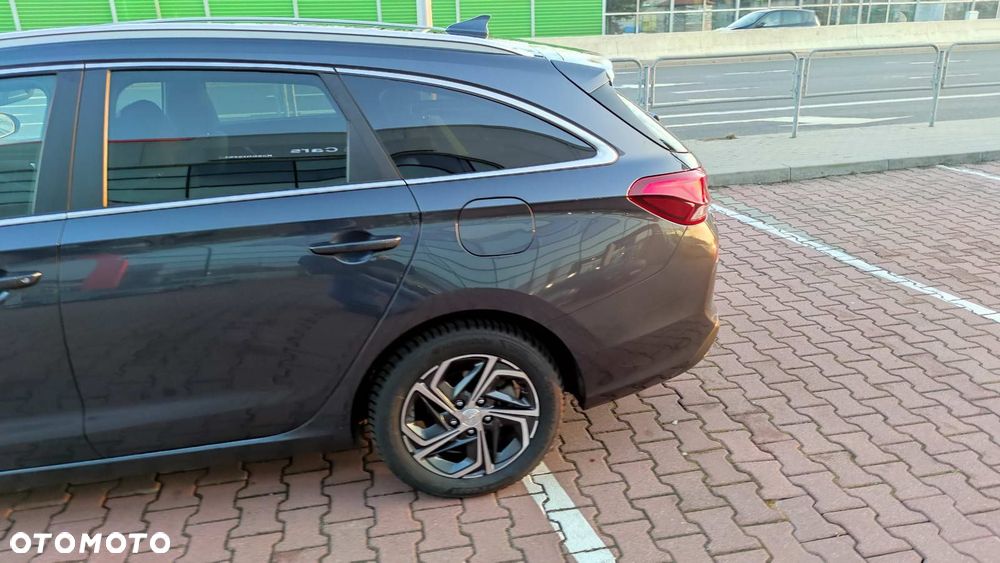 Hyundai i30 1.5 T-GDI 48V Smart - 9