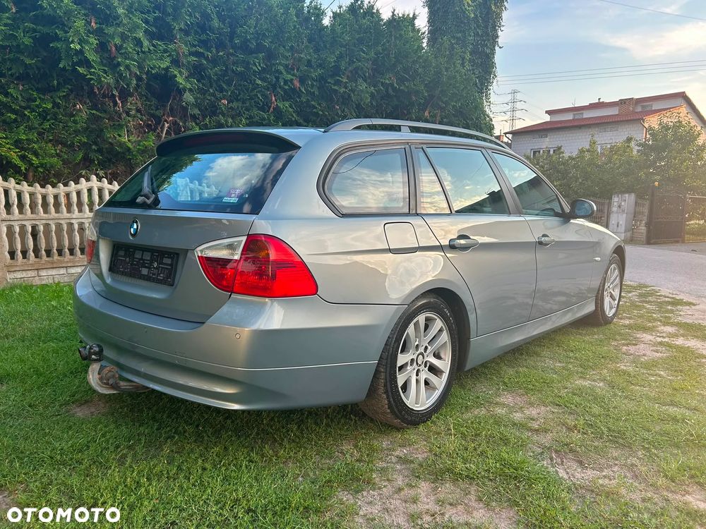 BMW Seria 3 320d - 5