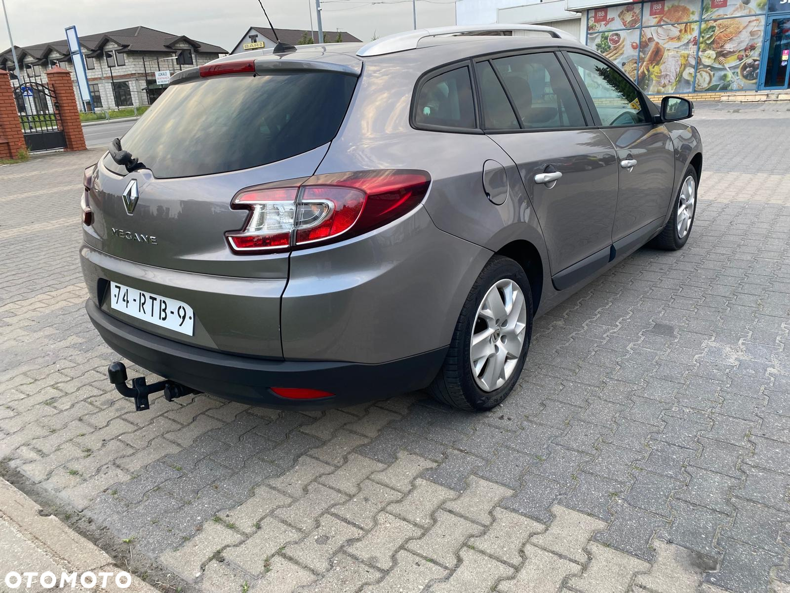 Renault Megane 1.6 16V 110 Authentique - 9