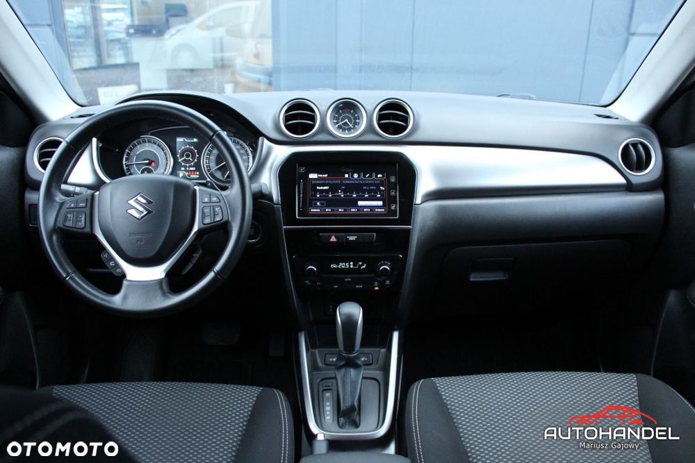 Suzuki Vitara - 8