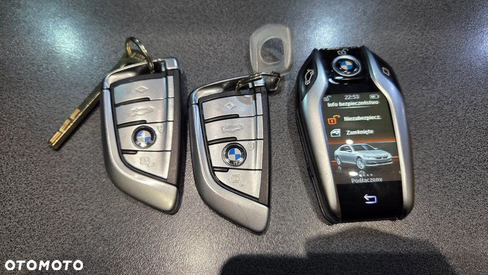 BMW Seria 7 730d xDrive - 29