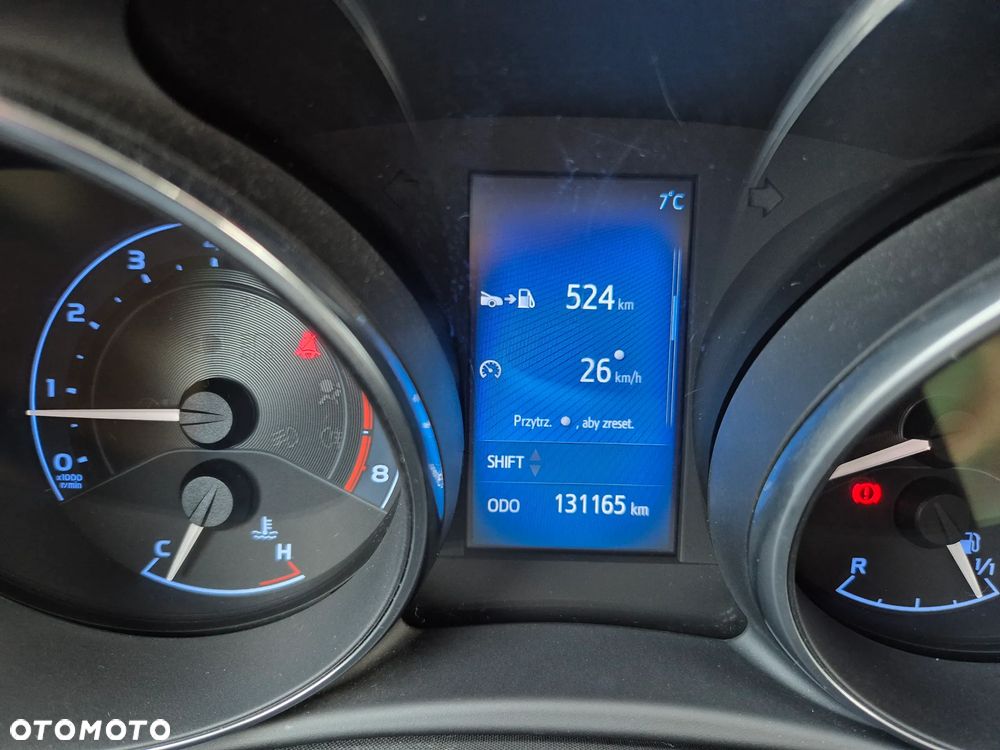 Toyota Auris 1.6 Premium - 16