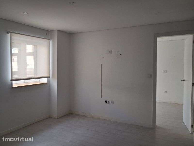 Apartamento T1 - Centro da Póvoa de Varzim - Grande imagem: 2/8