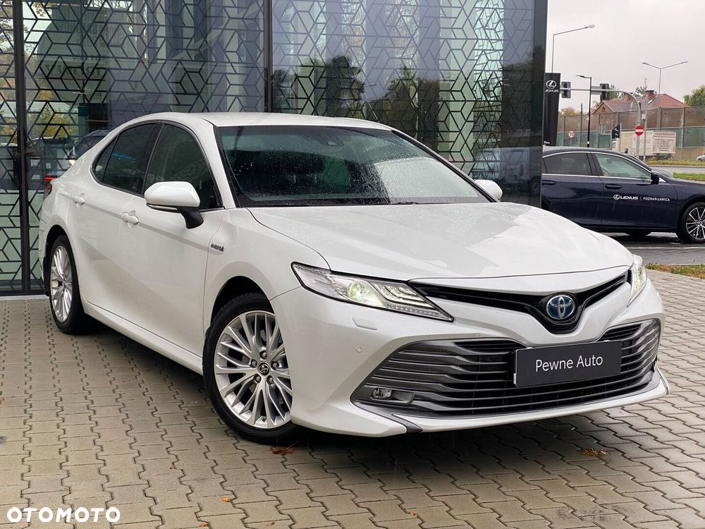 Toyota Camry 2.5 Hybrid Executive CVT - 9