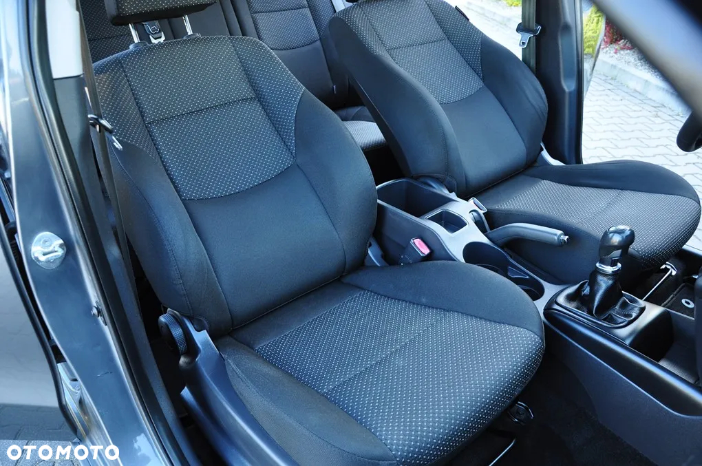 Hyundai i30 i30cw 1.6 CRDi blue Classic - 31