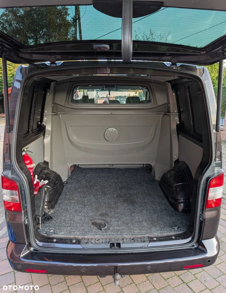 Volkswagen Transporter - 22
