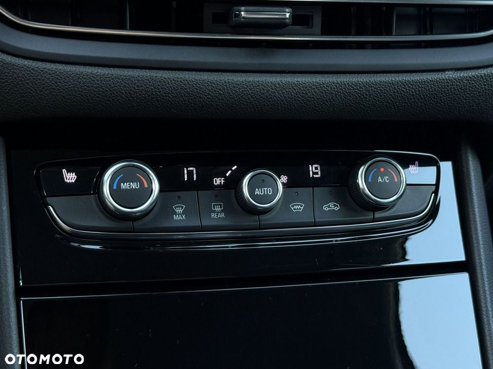 Opel Grandland - 26