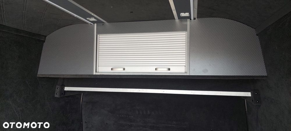 Mercedes-Benz SPRINTER - 11