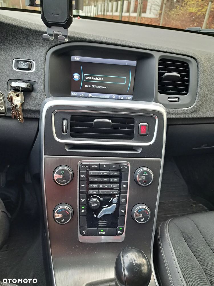 Volvo V60 T3 Summum - 15