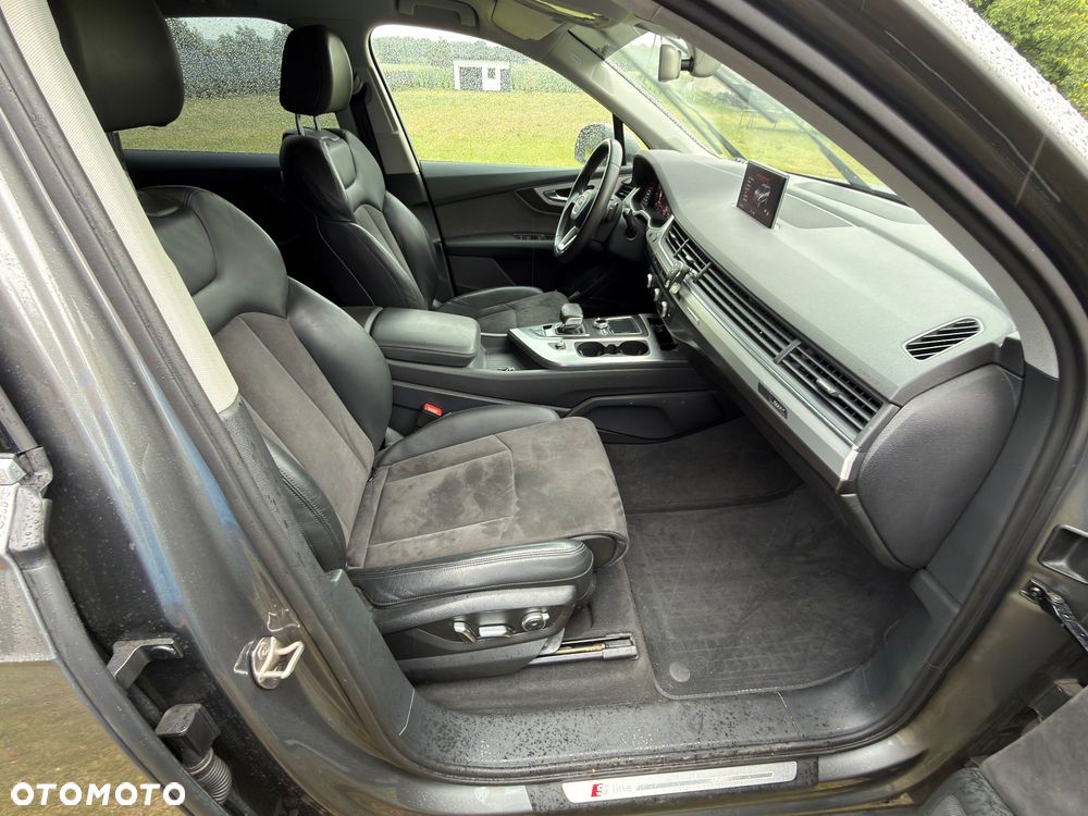 Audi Q7 - 6
