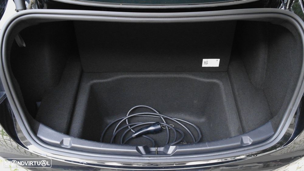 Tesla Model 3 Long Range Tração Traseira - 13