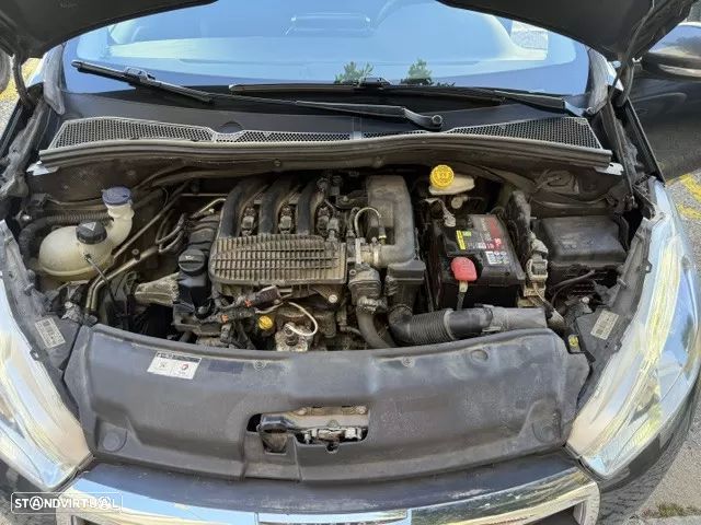 Peugeot 208 1.2 PureTech Active - 28