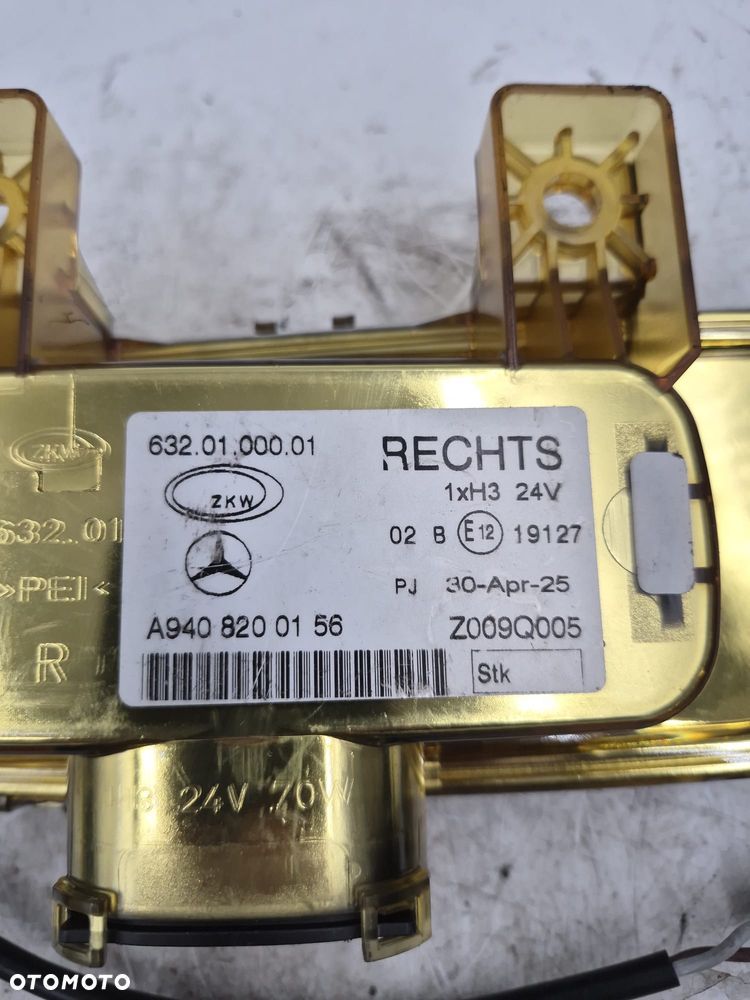HALOGEN PRZECIWMGIELNY PRAWY PRZÓD  MERCEDES AXOR - 4