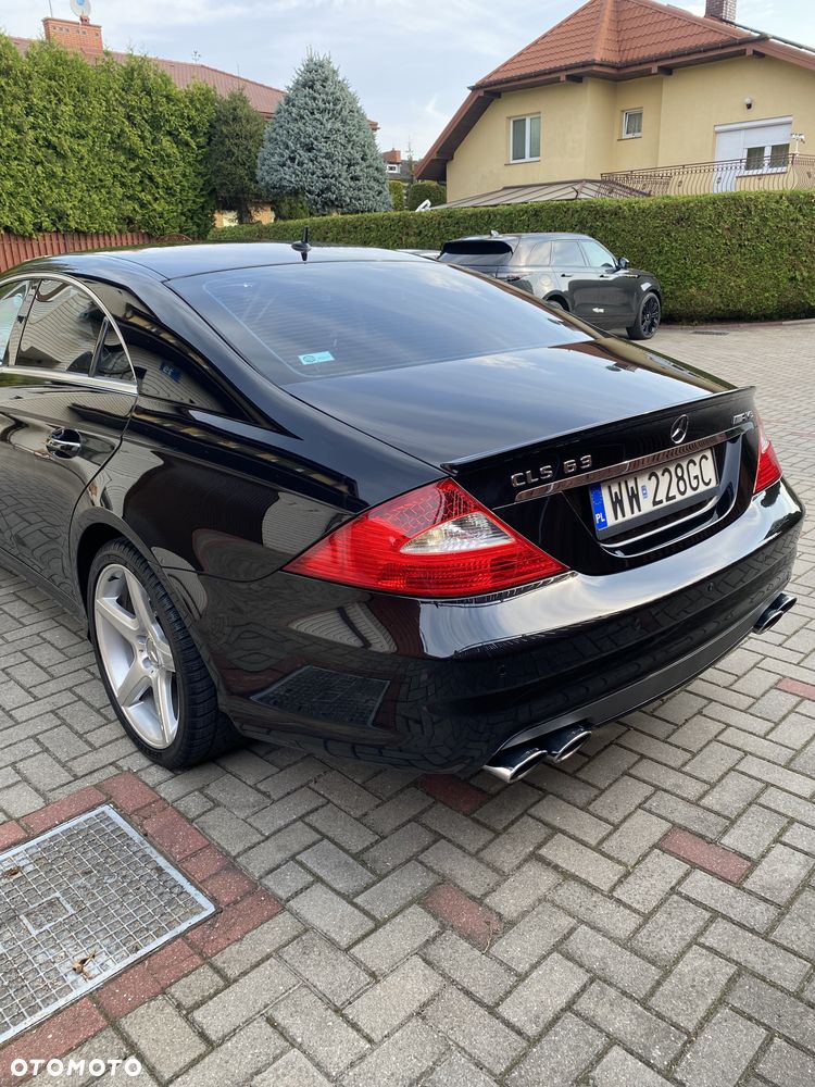 Mercedes-Benz CLS 63 AMG - 19