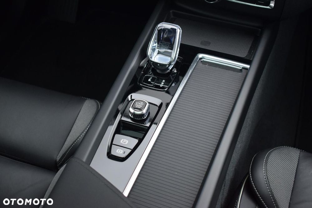 Volvo XC 60 - 18