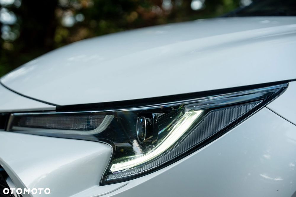 Toyota Corolla - 5