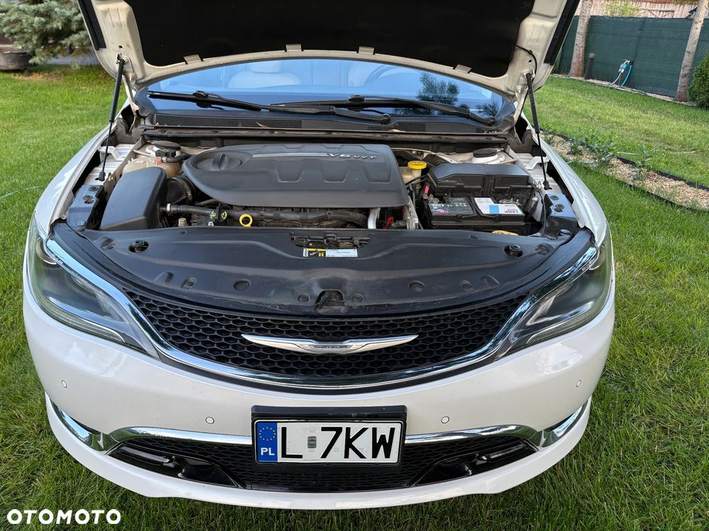 Chrysler 200 - 18